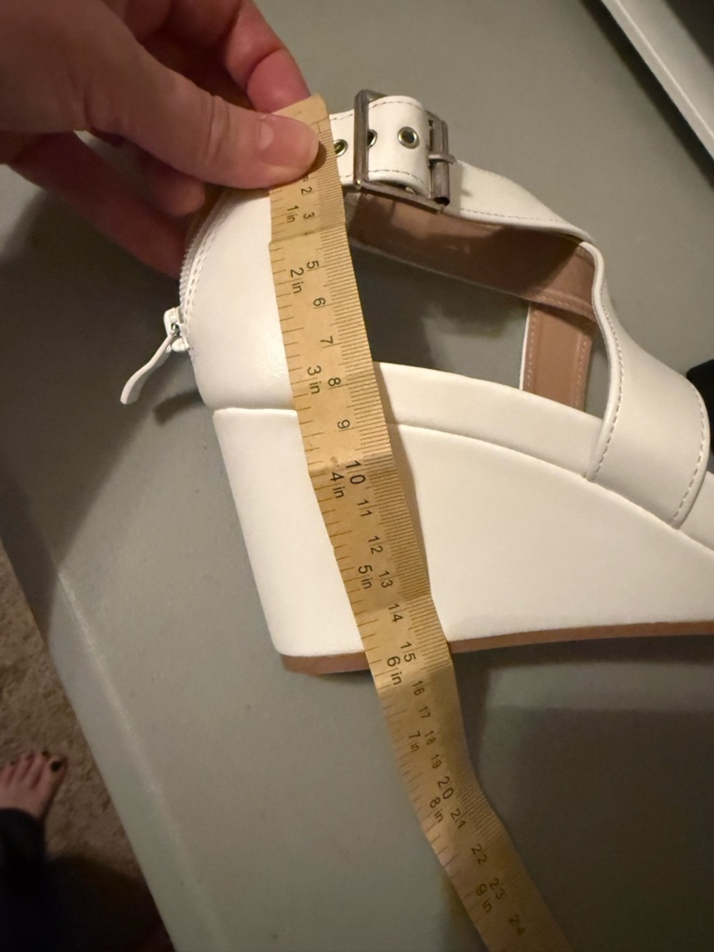 TOP MODA Comfort Strappy Wedge White Sandals Women’s Size 8.5 - Picture 9 of 9